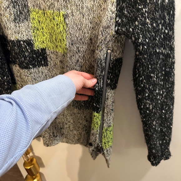 Ladies Scotch and Soda Wool Sweater - Picture 2 of 8